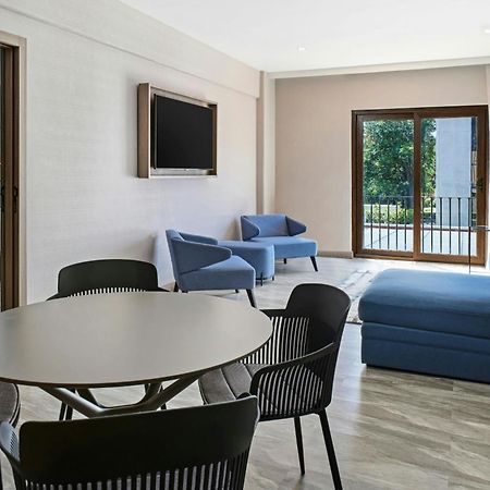 คอร์ตยาร์ด ซานโคเซ เอสกาซู Hotel ซานโฮเซ ภายนอก รูปภาพ