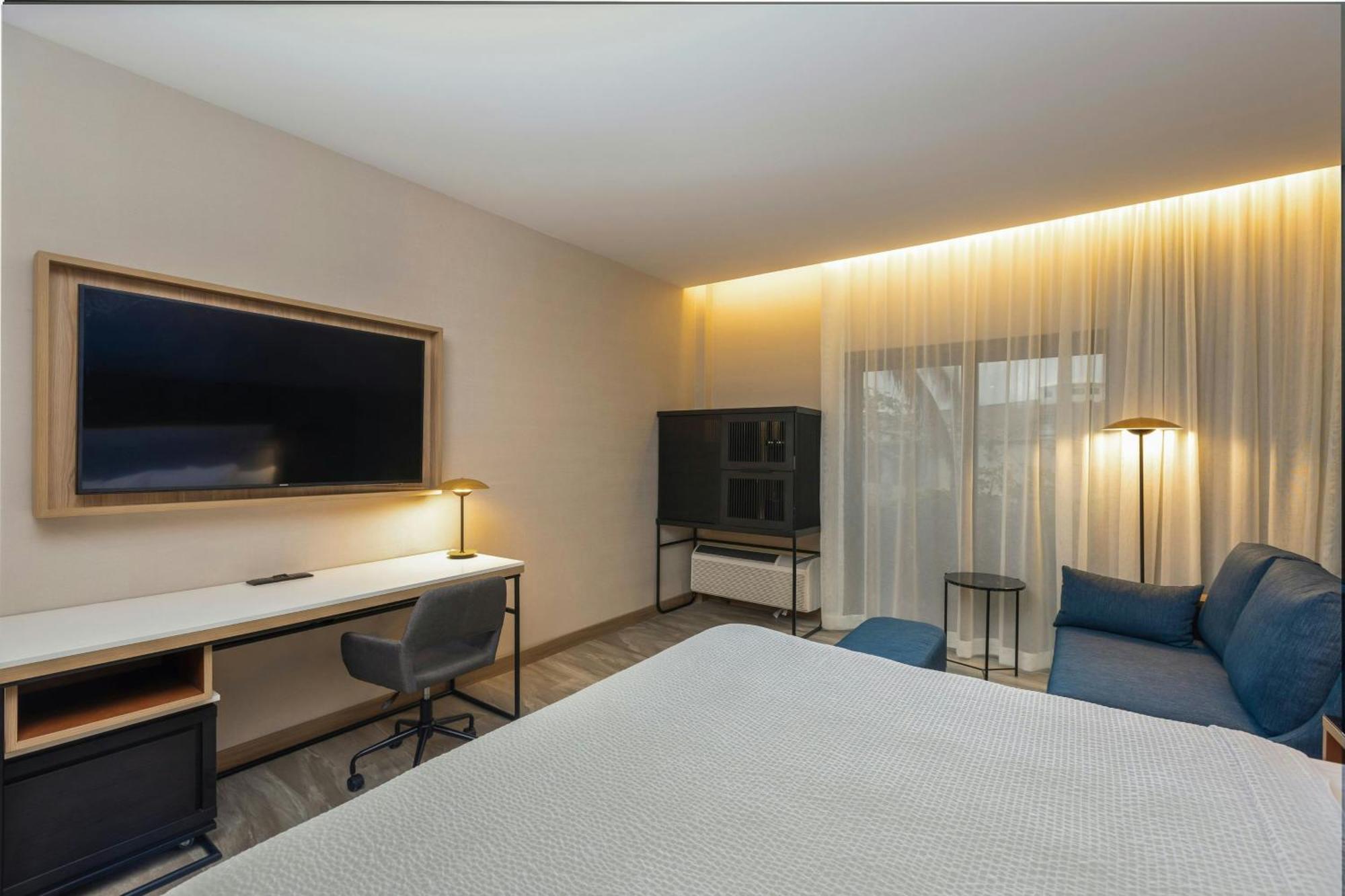 คอร์ตยาร์ด ซานโคเซ เอสกาซู Hotel ซานโฮเซ ภายนอก รูปภาพ
