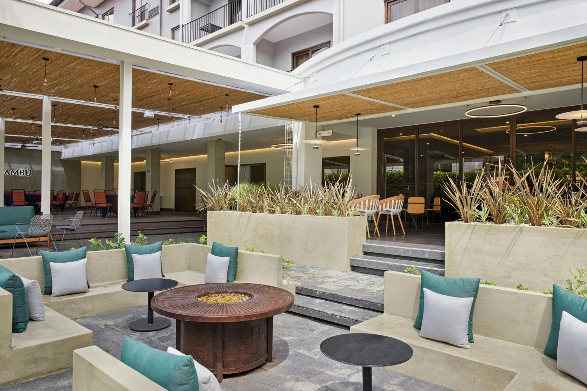 คอร์ตยาร์ด ซานโคเซ เอสกาซู Hotel ซานโฮเซ ภายนอก รูปภาพ